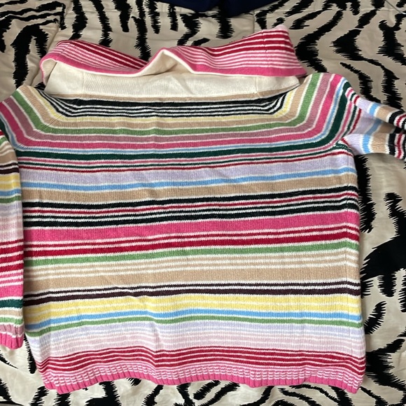 The limited wool blend off shoulder sweater, size XL, new - Picture 4 of 6